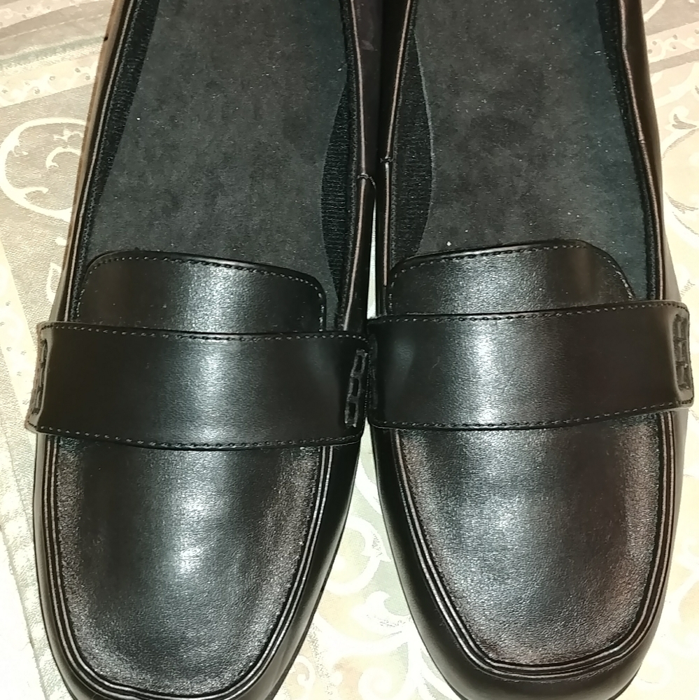 Women loafers